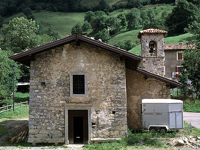 Chiesa della Santissima Trinità - Plazza, Oneta